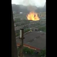Reportan explosión en acerera de Lázaro Cárdenas, Michoacán (Video)