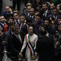 Desde el primer día comienza la presión a Sheinbaum en el Congreso de EU