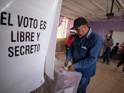 Por una democracia con demócratas