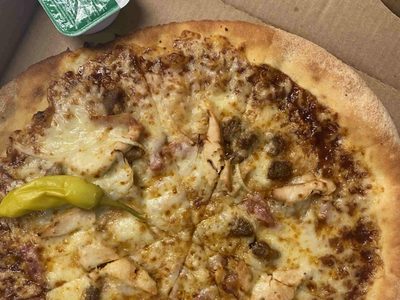 Pizza de papa en sartén y sin gastar de más: la receta perfecta para una cena en pocos minutos