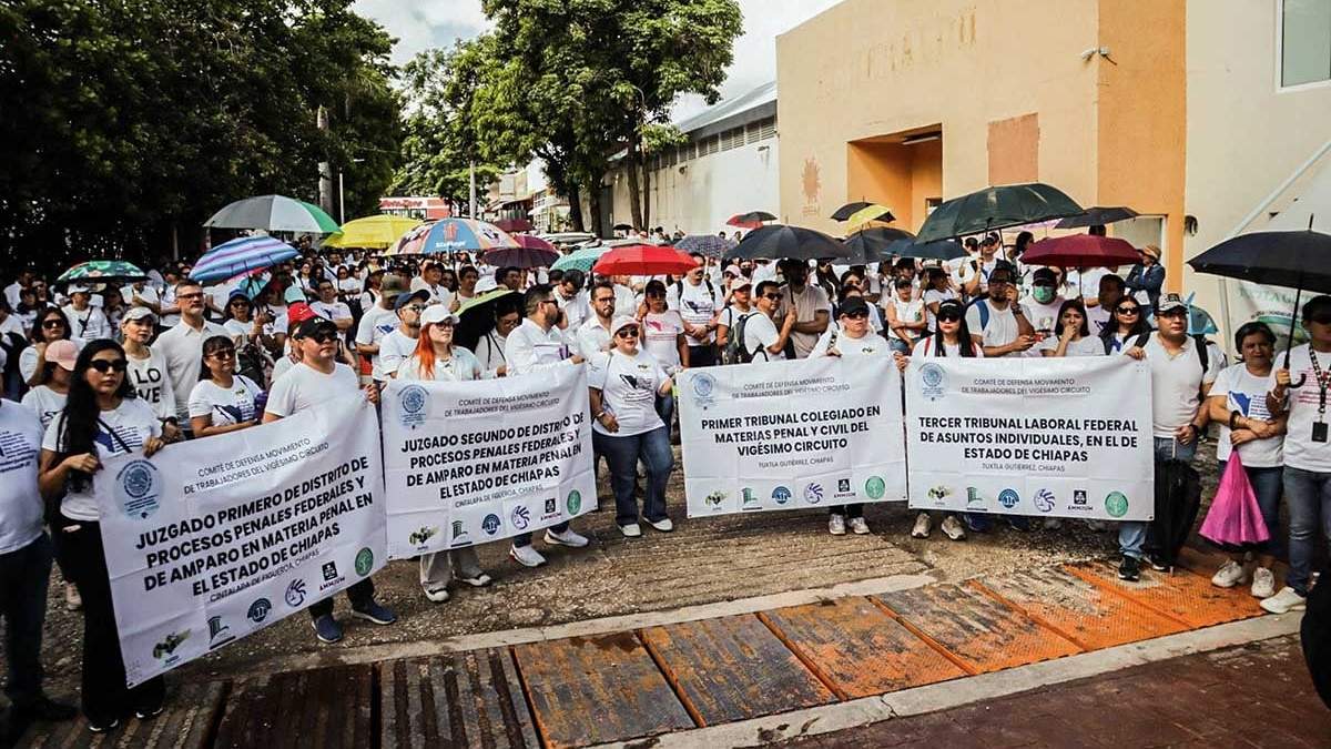 Se manifiestan en Chiapas en contra de la reforma al Poder Judicial