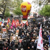 Reclamos sociales en Francia: miles marchan en las calles por el Día del Trabajador