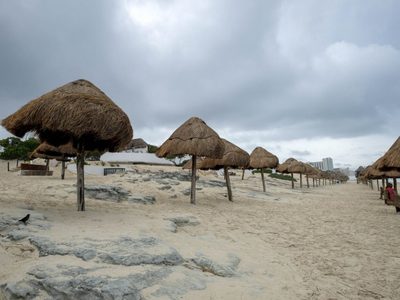 Tormenta Helene se intensifica y amenaza como huracán a Cancún; así lloverá el miércoles