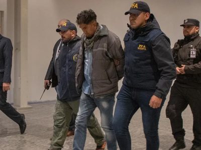 Ocho años después, comienza el juicio contra el taxista que atentó contra una pasajera y escapó del país