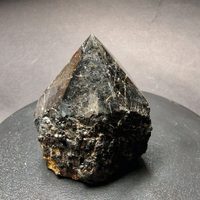 Cada vez más personas la usan: la piedra de protección que aleja las malas energías y puede transformar tu vida