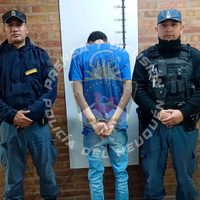 A punta de pistola y a los tiros, motochorros robaron una moto en Plottier