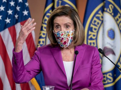 Nancy Pelosi, presidenta de la Cámara de Representantes de EU, da positivo a covid-19