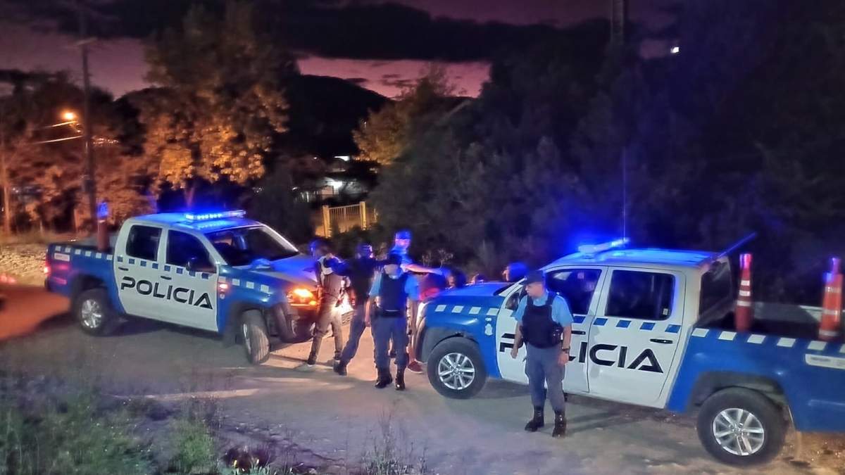 La policía intervino ante la denuncia por los dos hechos delictivos. Fuente: (Facebook)