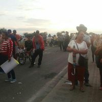 Con bloqueo, pobladores exigen conocer paradero de 7 "levantados" en Salamanca