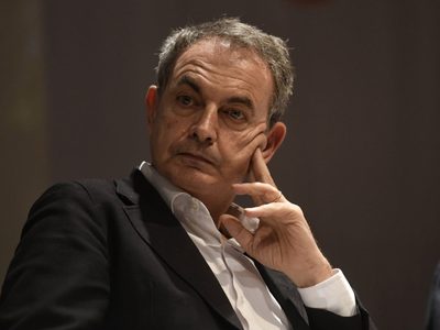 Incautan caja fuerte de Zapatero, expresidente español acusado de tráfico de influencias