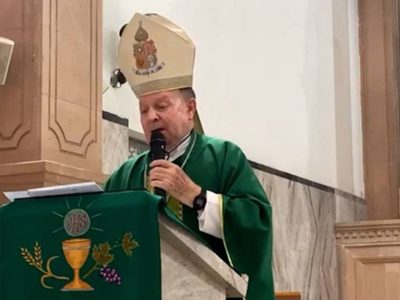 Obispo de Apatzingán vaticina “inminente llegada del comunismo” tras triunfo de Sheinbaum