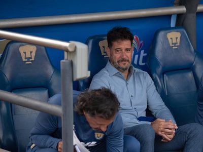Pumas anuncia la salida de Gustavo Lema como su DT