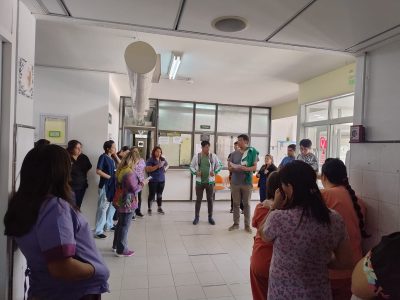 Trabajadores de salud realizaron un paro por la falta de pago al personal eventual