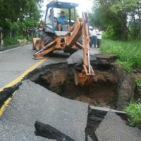 Tormenta 'Calvin” paraliza refinería de Pemex y obliga a evacuación de hospitales en Oaxaca
