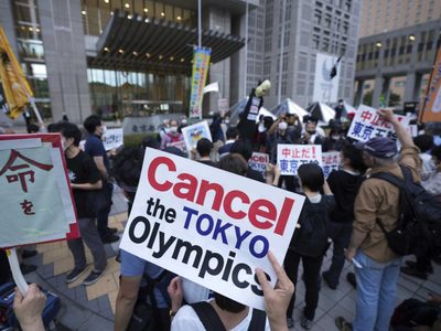 Con protestas y manifestaciones, finalizaron los Juegos Olímpicos Tokio 2020