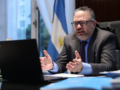 Matías Kulfas en desacuerdo con Roberto Feletti: “Tuvo una actitud que no es la más indicada”