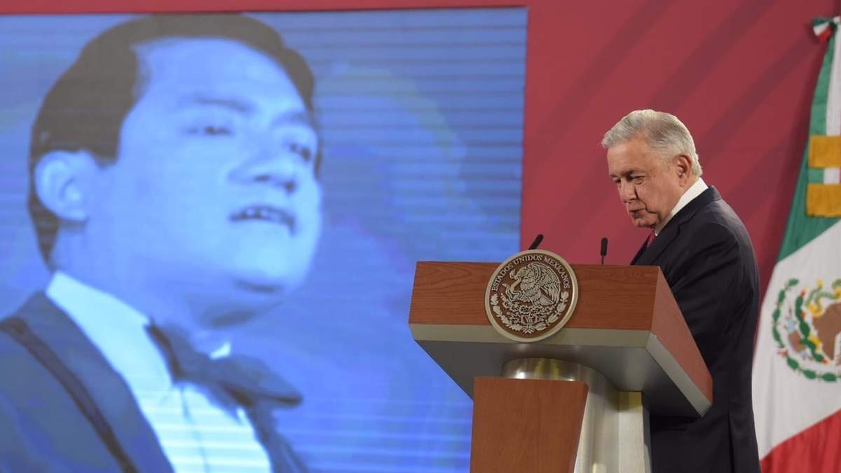 López Obrador informó del fallecimiento de Armando Manzanero