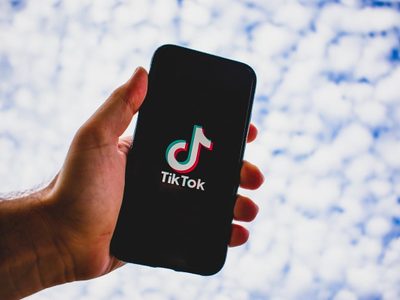 Investigan un caso de suplantación de identidad de un influencer mendocino