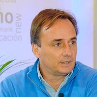 Juan Peláez: “Votar a otros candidatos es tirar el voto”