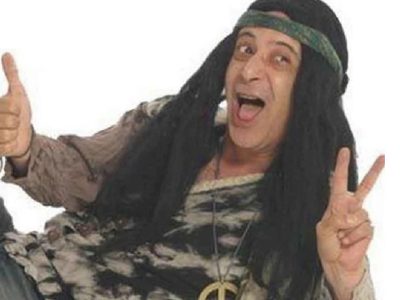 A los 66 años, y alejado de los medios, así está hoy, Paolo "El Rockero", icono del humor en los 90
