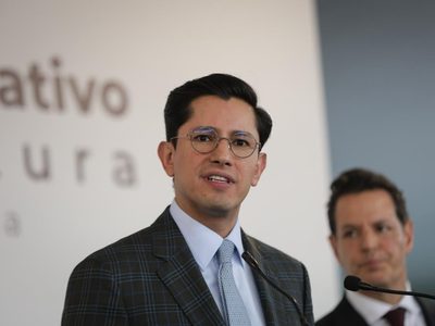 SRE recibió de EU varias solicitudes de extradición un día antes de imputación contra Rocha Moya