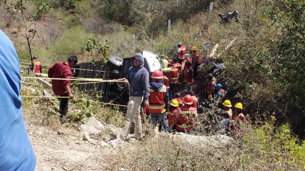 Autobús accidentado