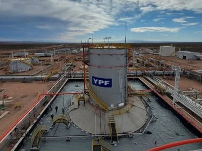YPF avanza en Vaca Muerta con un proyecto de 56 pozos en el bloque La Angostura Norte II