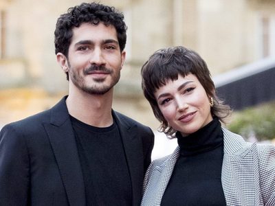 En medio de la cuarentena, el Chino Darín volvió a España con Úrsula Corberó