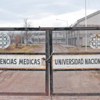 Estudiantes de medicina se manifestaron en Cipolletti porque no tienen prácticas presenciales