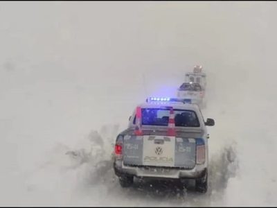 La ruta provincial 13 a Villa Pehuenia continuará cerrada al tránsito por la acumulación de nieve