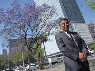 Un "fantasma" se reelige en la Federación de Box