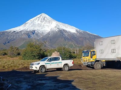Tras ser contenido el incendo en Valle Magdalena se reanudan las actividades en el volcán Lanín