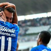 Cruz Azul golea al Puebla y las Chivas pierden con Tijuana
