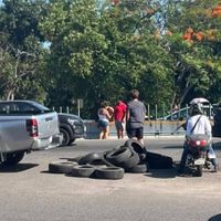 Bloqueos por falta de luz y agua colapsan vialidades en Tabasco