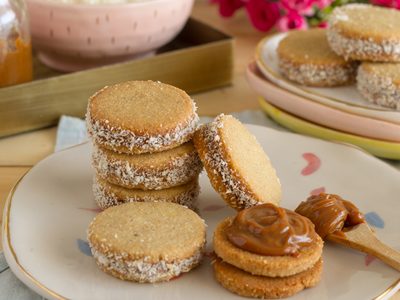 Alfajores keto sin azúcar: en la versión matera, para disfrutar del dulce más rico esta semana en casa