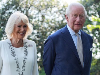 El rey Carlos III y la reina Camila inician su visita a Nueva York en el memorial del 11-S