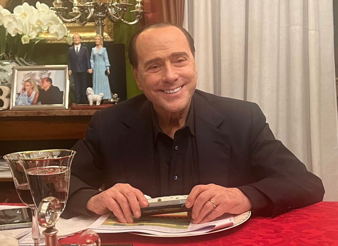 BerlusconiFoto X  @berlusconi