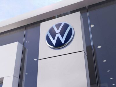 Acusan a las secretarías del Trabajo y Economía de desvirtuar despedido de trabajadores de VW