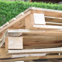 Que moderno: con el pallet que ibas a tirar, hacé este portabicicletas súper práctico y muy fácil