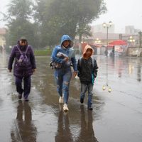 Lluvias y chubascos en casi todo el país el martes; 14 estados tendrán temperaturas bajo cero