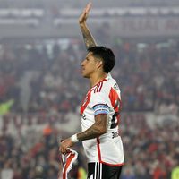 Tras su salida de River: Enzo Pérez definió su futuro y jugará la Copa Libertadores