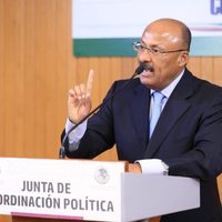 PAN y PRI anuncian recursos legales contra la cancelación del NAIM; Morena desestima costo