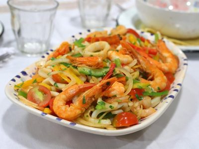 Ensalada de mariscos: una receta para incorporar vitaminas, magnesio y calcio a la dieta