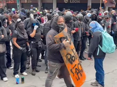 Alcalde de Toluca asume responsabilidad por violencia en la marcha del 2 de octubre