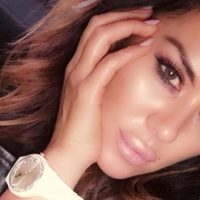 ¡Diosa total! Karina Jelinek aprovechó el tiempo y se hizo un tremendo cambio de look