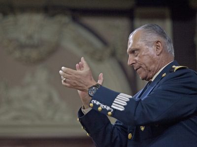 Amparo sobre reapertura del caso Cienfuegos apenas fue admitido y es administrativo: CJF