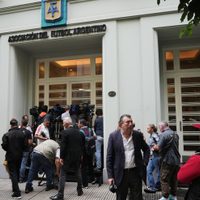 Justicia argentina ordena nuevos allanamientos en AFA por presunto lavado de dinero de 560 mdd