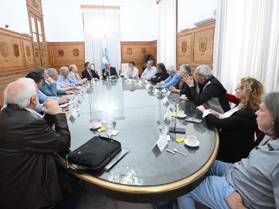 La CGT y el Gobierno acordaron revisar la reforma laboral