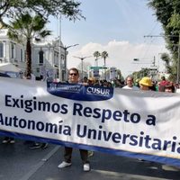 Denuncian “boicot” de Alfaro contra la marcha de la UdeG para exigir más recursos