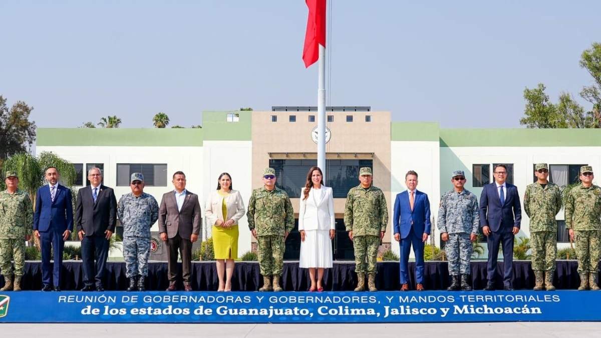 La reunión de gobernadores con mandos militares en Irapuato
